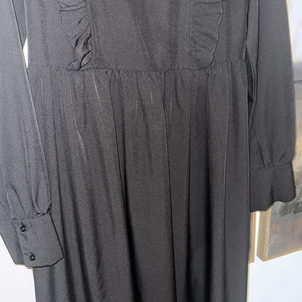 Black Midi Dress from SHEIN with Ruffled Accent and Side Zipper Size Large - Picture 6 of 10
